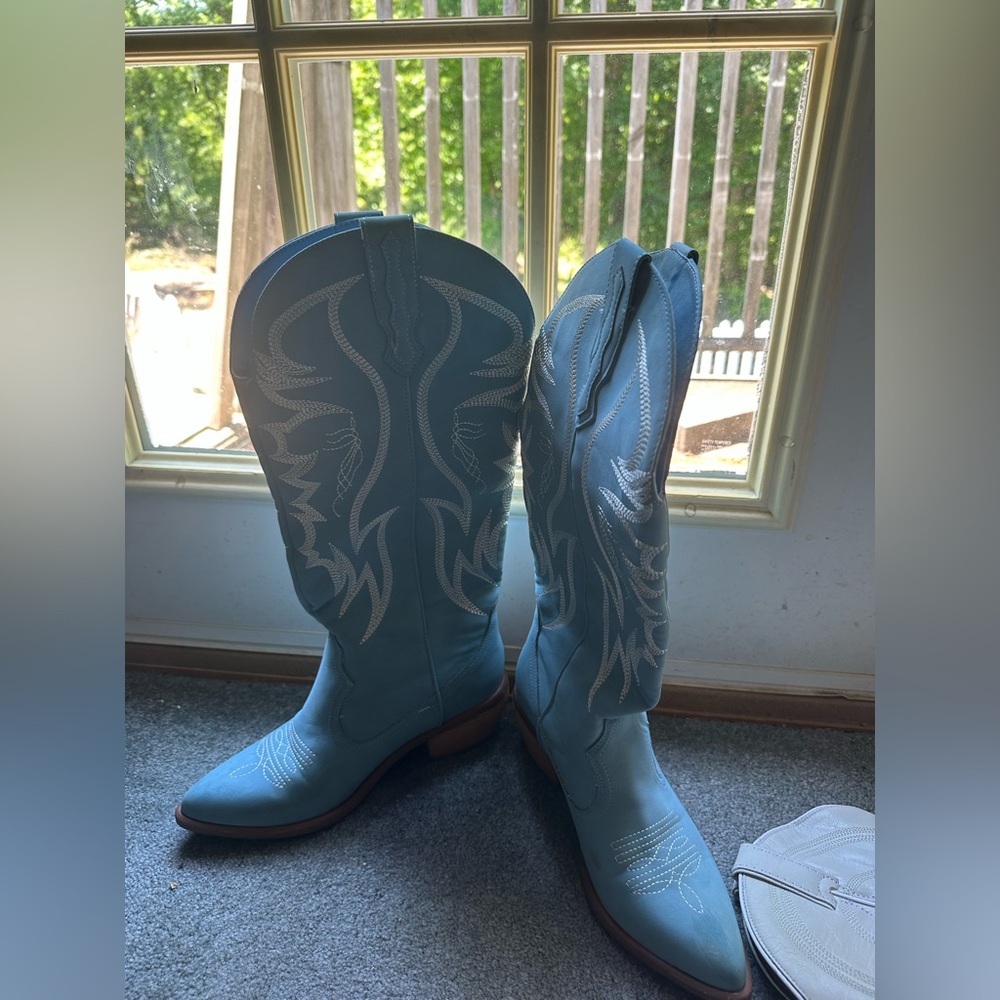 Light Blue Western Cowboy Boots - Women's Stylish Embroidered Mid-Calf
